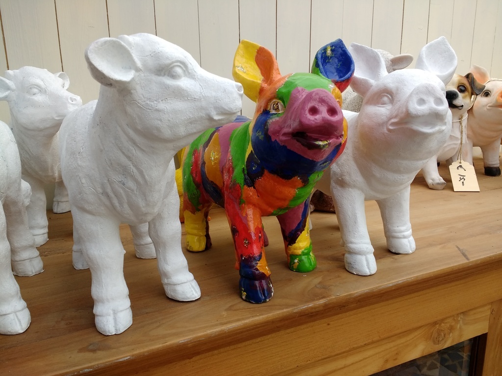 beschilderde beeldjes boerderijdieren